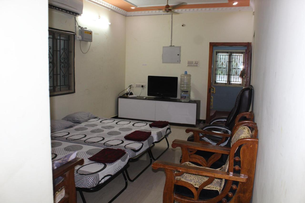 Centaurus Homestay Near Trichy Airport Tiruchirappalli Exterior foto